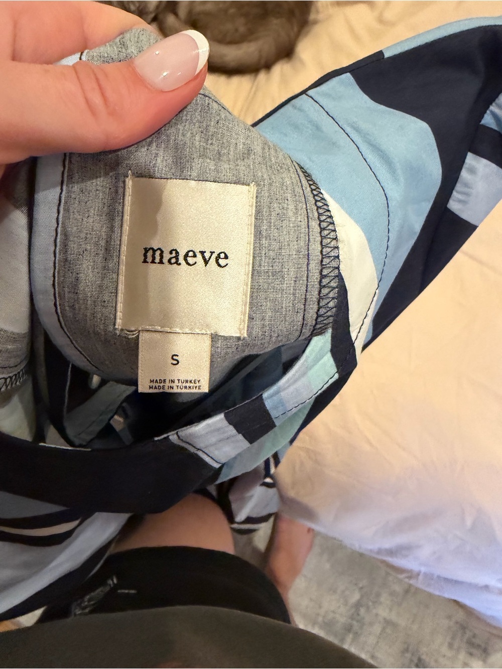 Maeve Short-Sleeve Striped Tunic in Navy & Light Blue - Picture 3 of 5